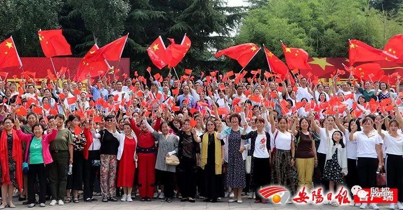 逃出魔术师的房间